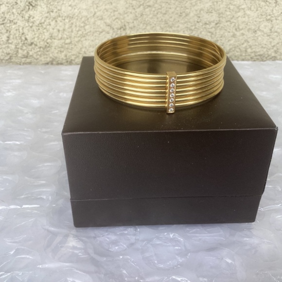 Rare Vintage Gucci Solid 18k Gold Diamond Bangles Bracelet Preowned Condition - Picture 4 of 16